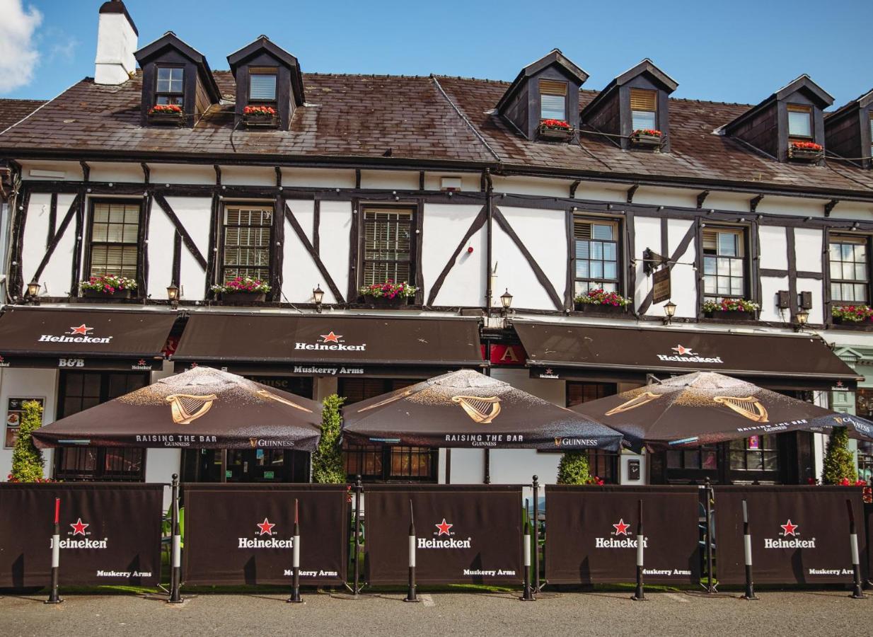 Muskerry Arms Bar And B&B Бларні Екстер'єр фото