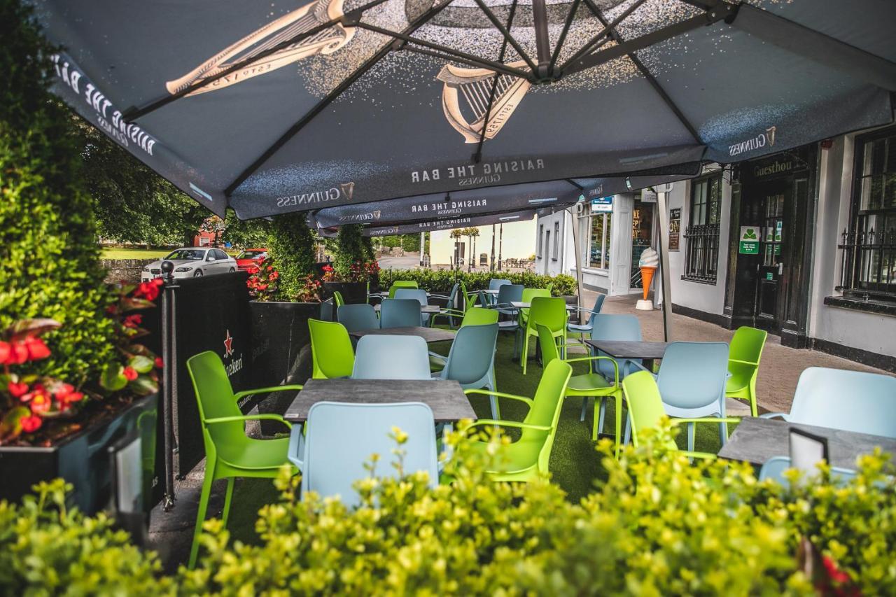 Muskerry Arms Bar And B&B Бларні Екстер'єр фото