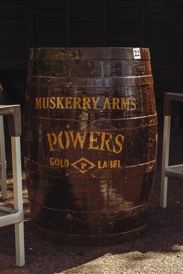 Muskerry Arms Bar And B&B Бларні Екстер'єр фото