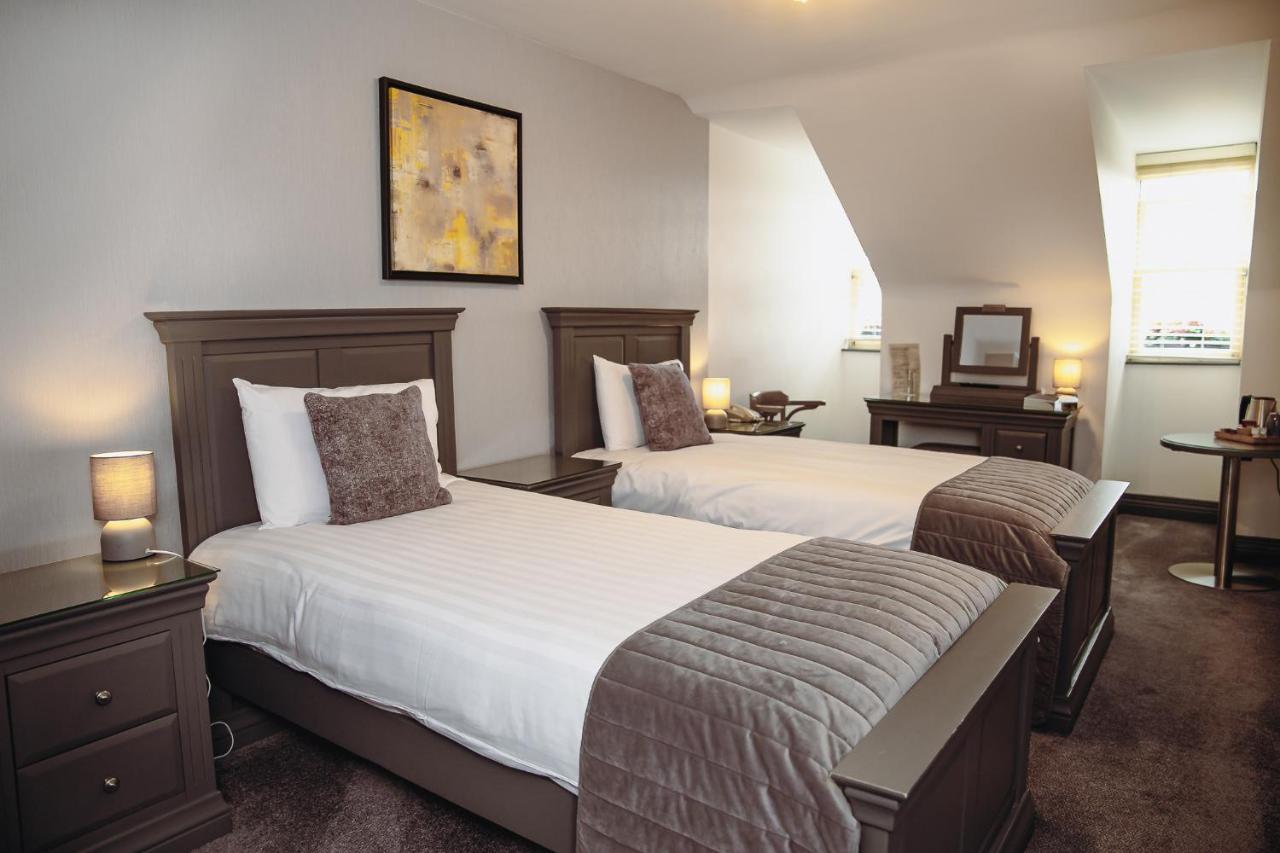 Muskerry Arms Bar And B&B Бларні Екстер'єр фото