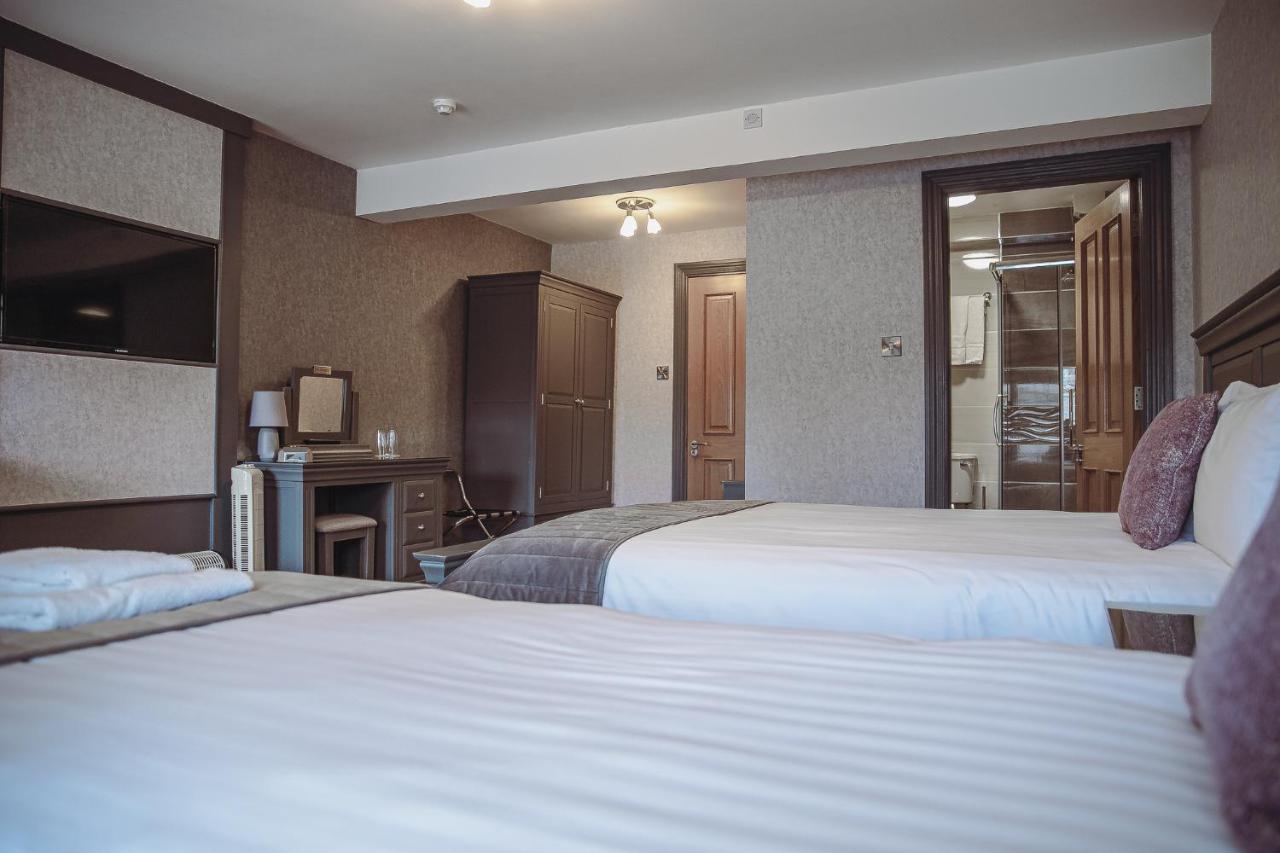 Muskerry Arms Bar And B&B Бларні Екстер'єр фото