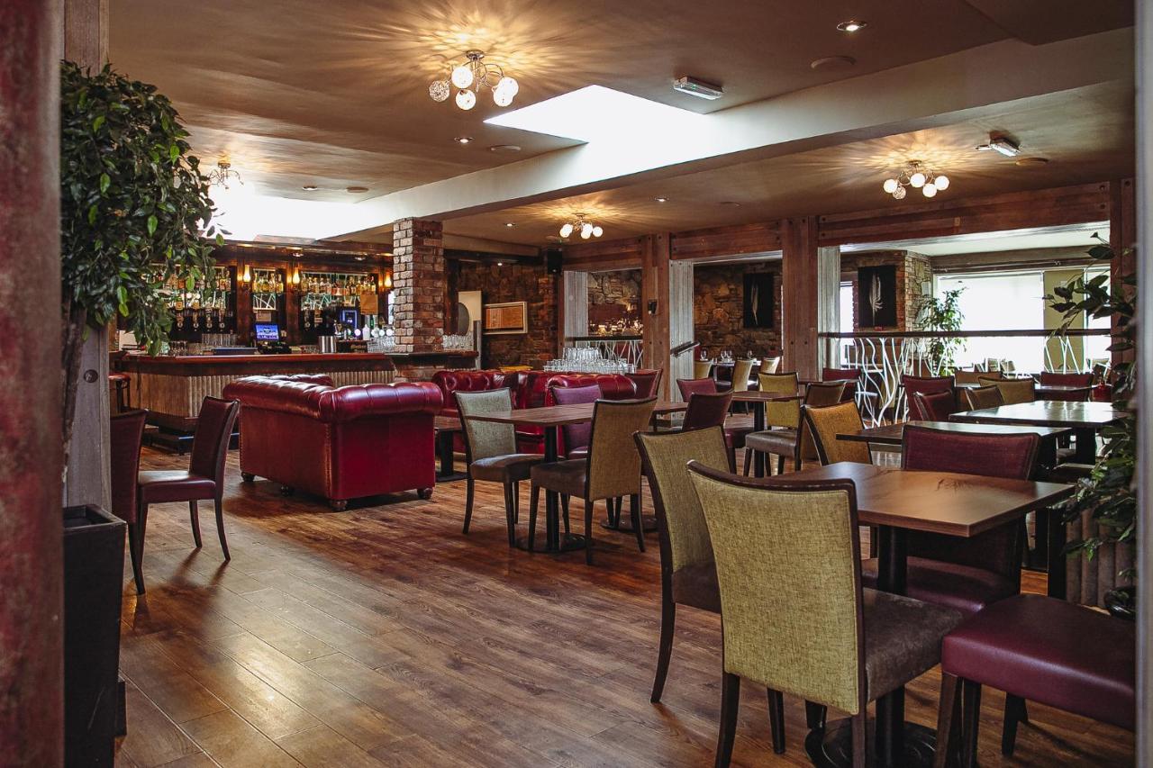 Muskerry Arms Bar And B&B Бларні Екстер'єр фото