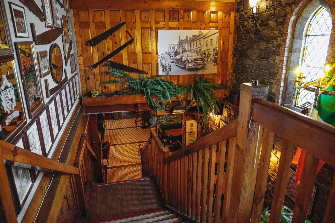 Muskerry Arms Bar And B&B Бларні Екстер'єр фото