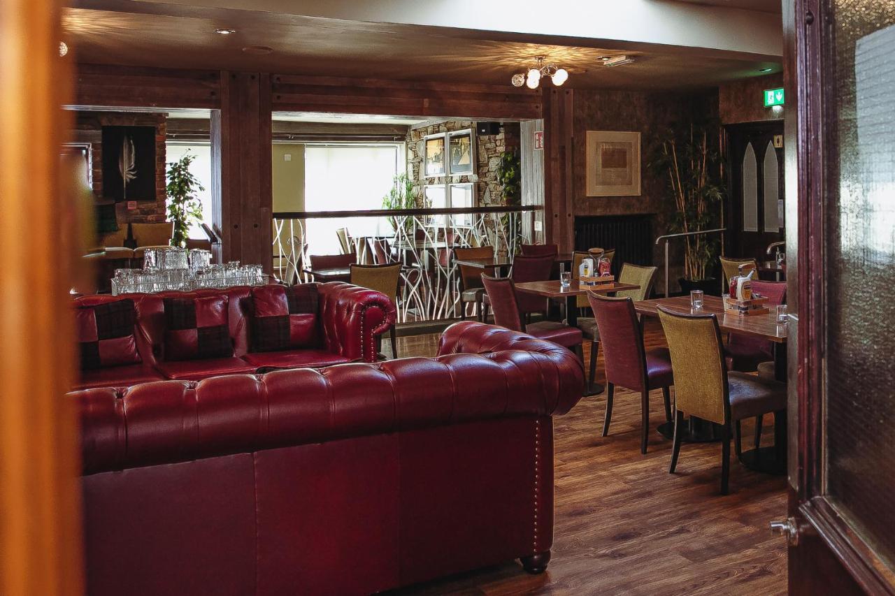 Muskerry Arms Bar And B&B Бларні Екстер'єр фото